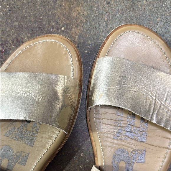 Gold and Tan Women's Sandals - Picture 5 of 7